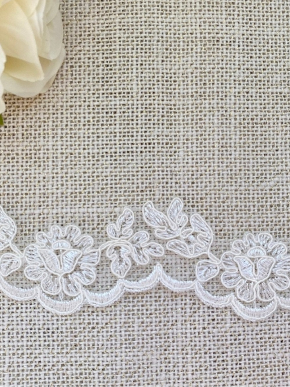 White Floral Lace Trim Scalloped Edge